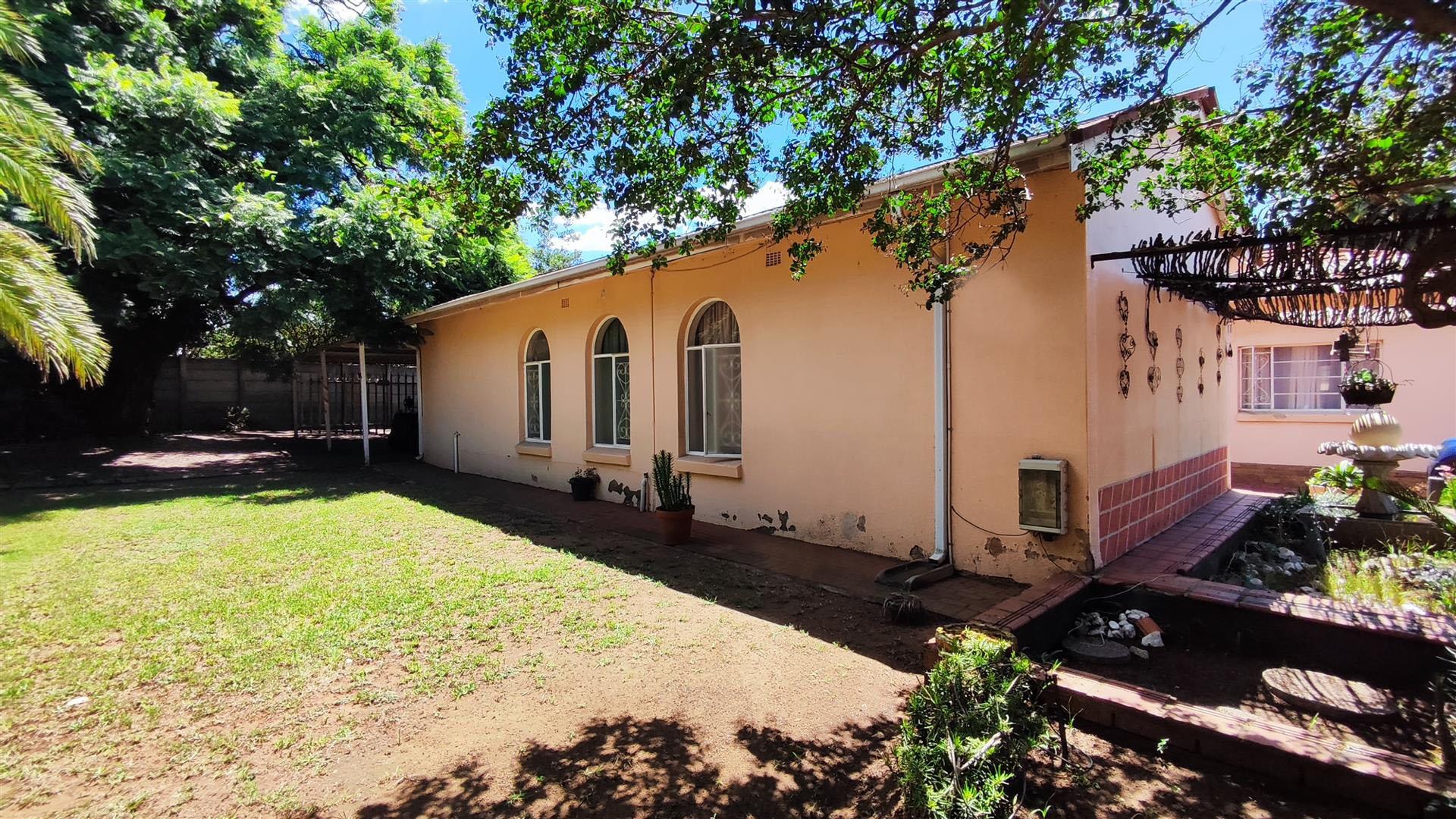 Front View of property in Lambton