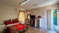 Bed Room 1 - 45 square meters of property in Lambton