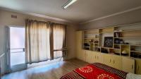 Bed Room 1 - 45 square meters of property in Lambton
