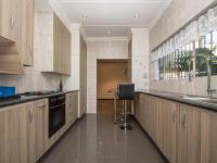 Kitchen - 20 square meters of property in Florida Hills