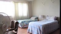 Bed Room 2 - 19 square meters of property in Haddon