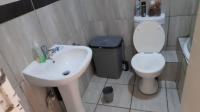 Bathroom 1 of property in Trichardt