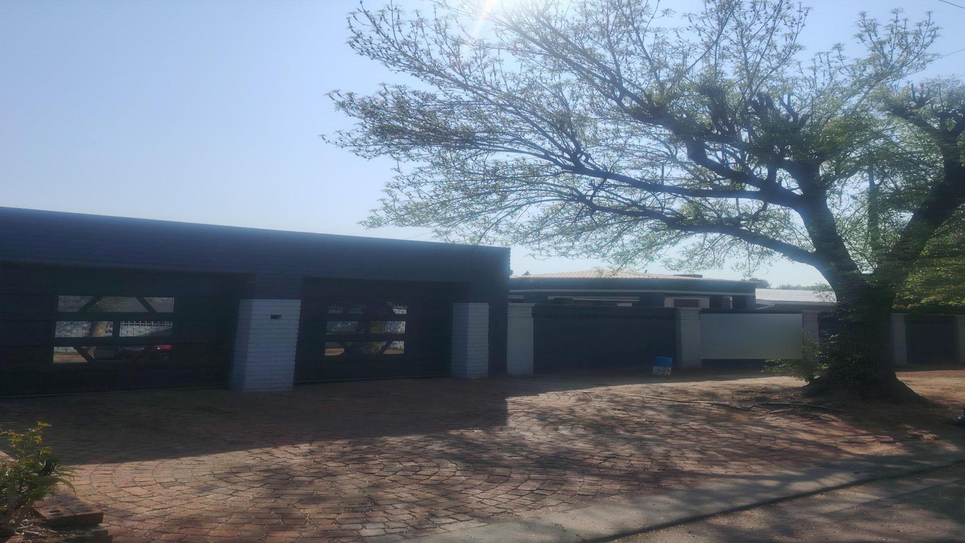 Front View of property in Bloemfontein