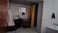 Bathroom 2 of property in Bloemfontein