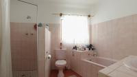 Main Bathroom - 9 square meters of property in Maroeladal
