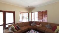 Lounges - 21 square meters of property in Maroeladal