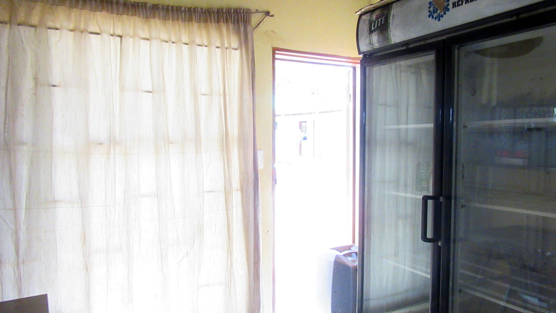 Bed Room 1 - 13 square meters of property in Soshanguve