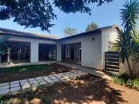 3 Bedroom 4 Bathroom House to Rent for sale in Eldoraigne