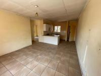Lounges - 22 square meters of property in Boksburg