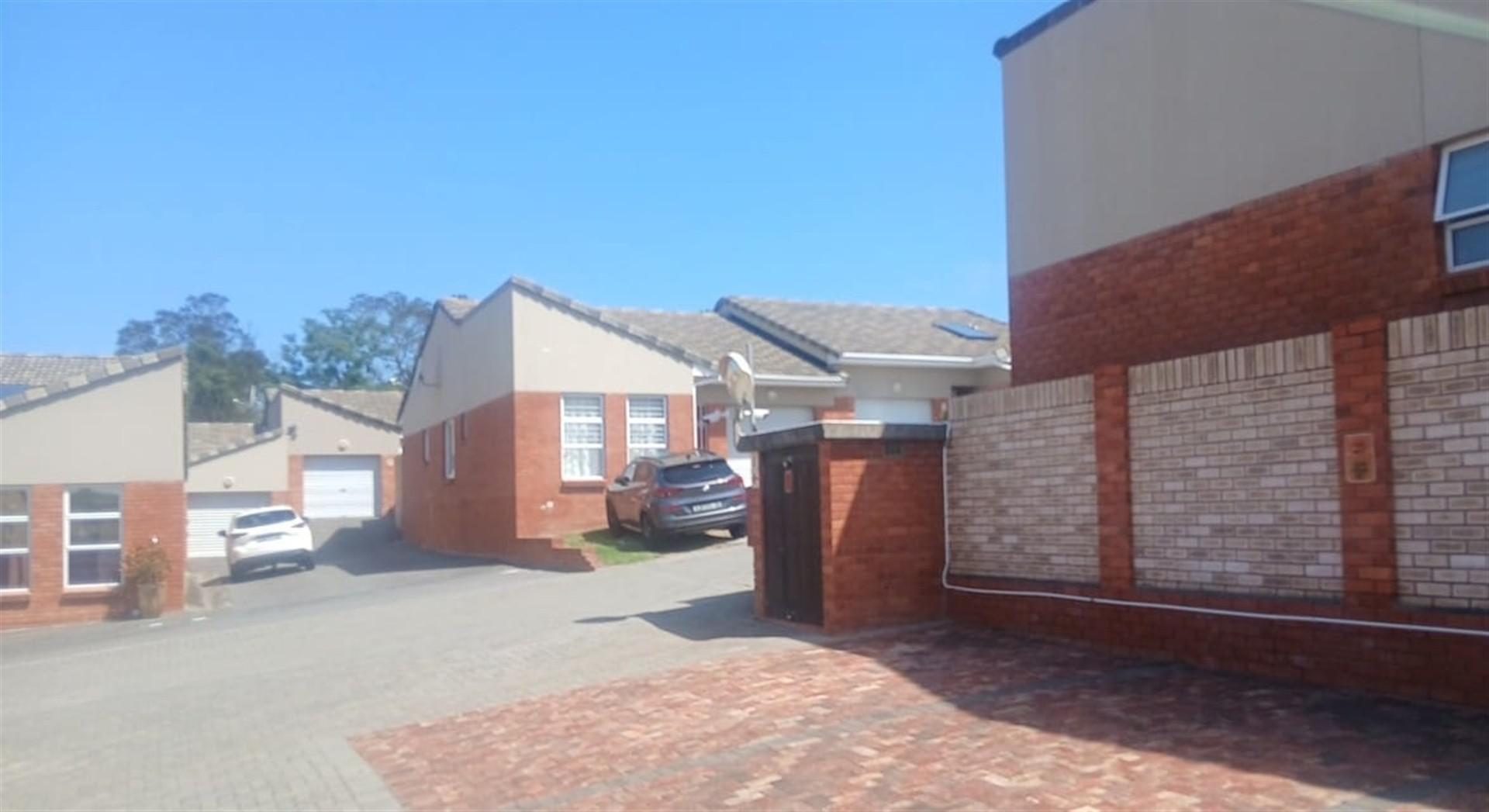 Front View of property in Beacon Bay