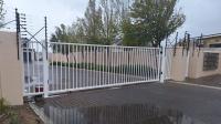 Front View of property in Buh Rein