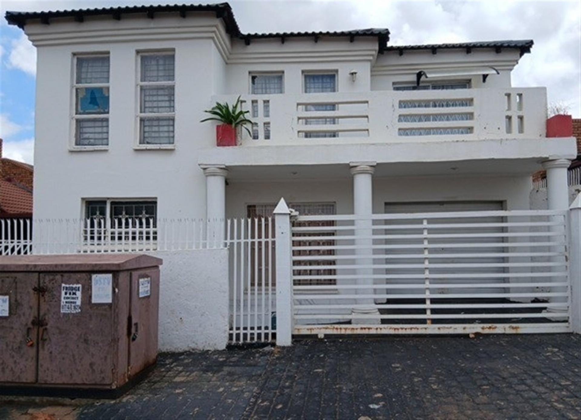 Front View of property in Mabopane