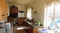 Kitchen - 17 square meters of property in Casseldale