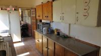 Kitchen - 17 square meters of property in Casseldale