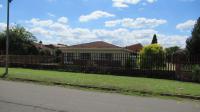 Front View of property in Casseldale