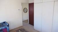 Bed Room 1 - 16 square meters of property in Willowbrook