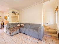 Lounges - 22 square meters of property in Willowbrook