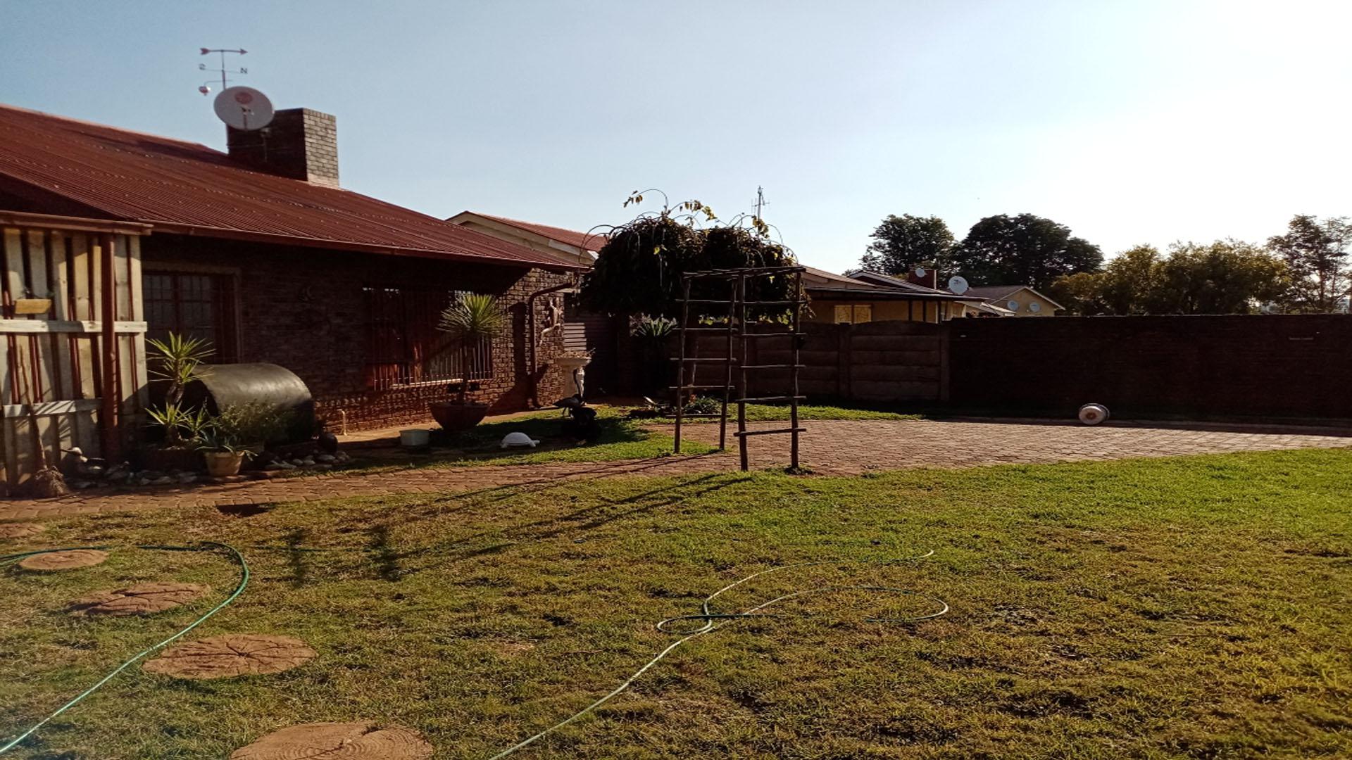 Front View of property in Carletonville