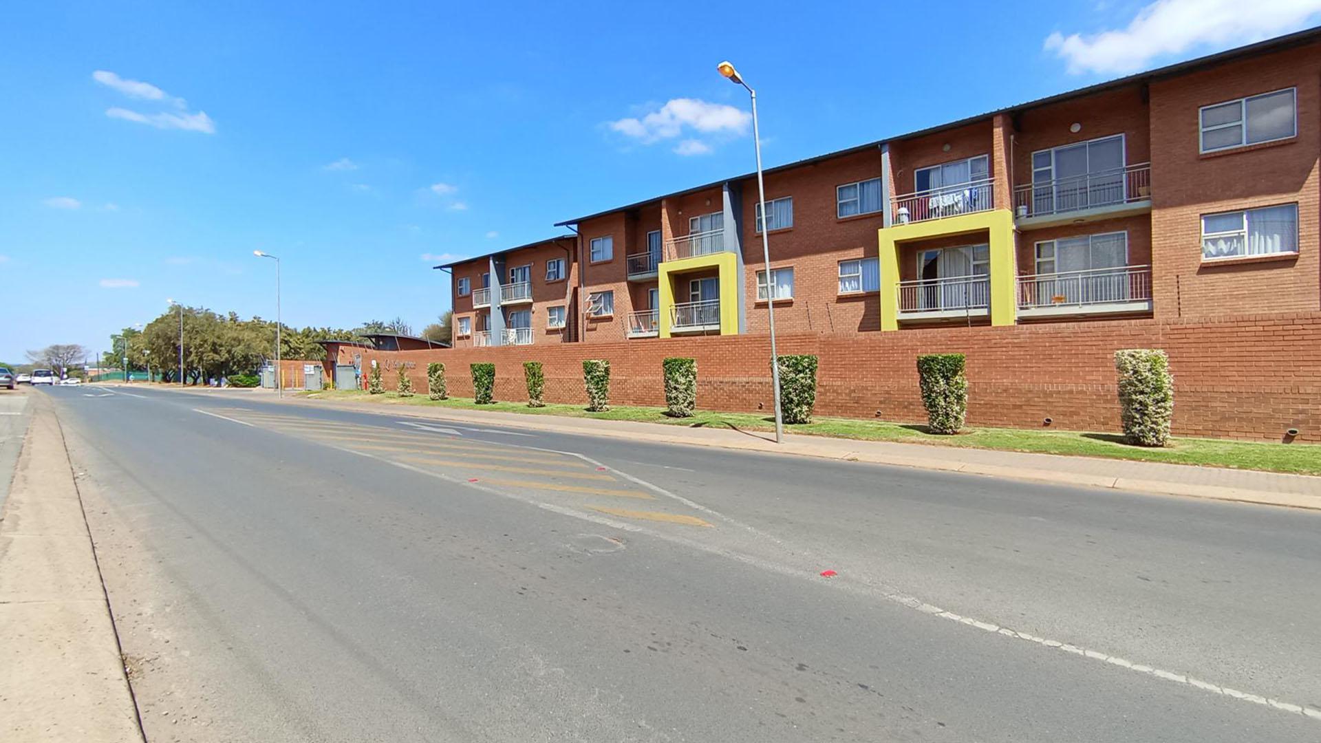Front View of property in Montana