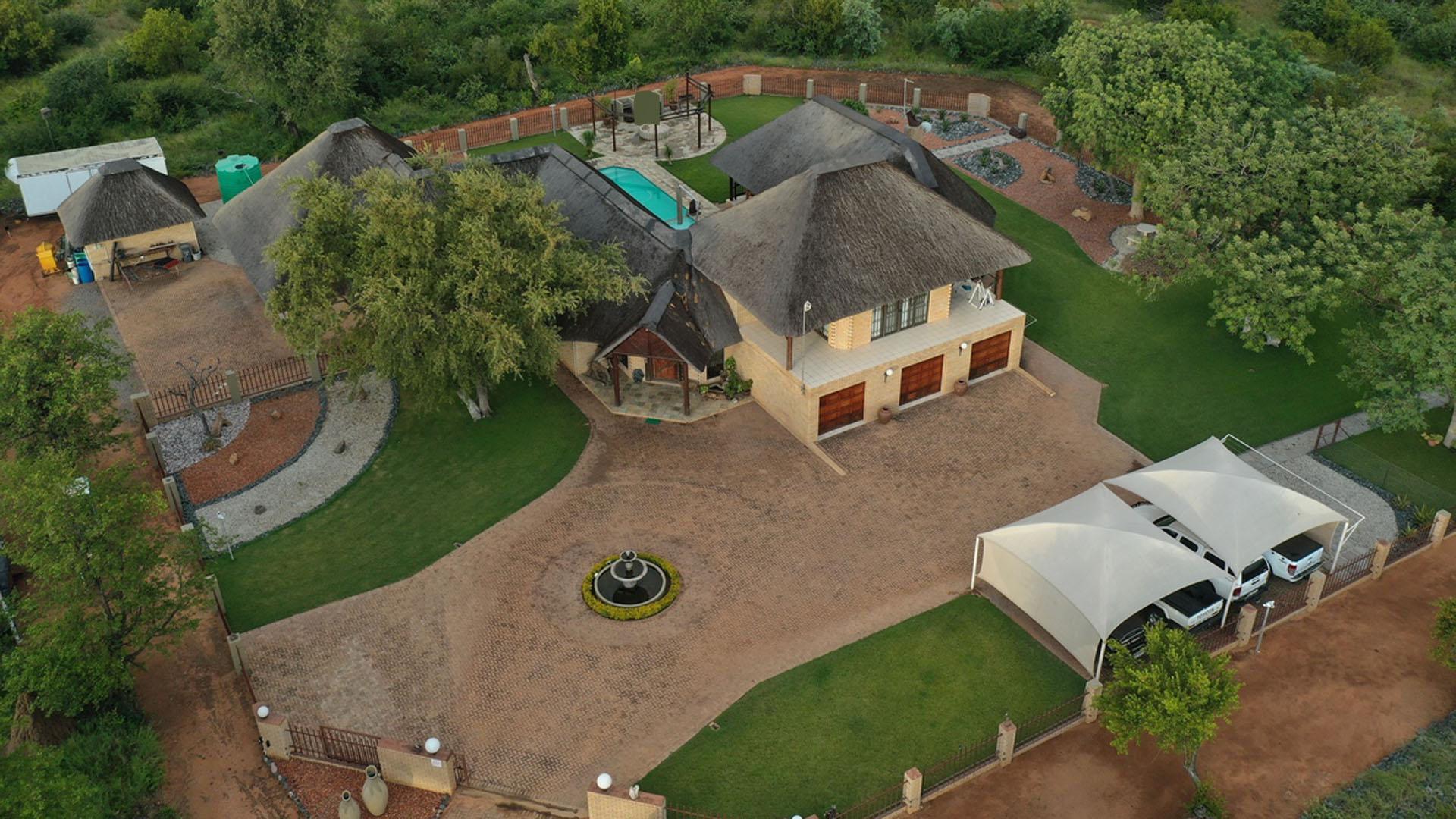 Front View of property in Phalaborwa