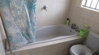 Bathroom 1 - 4 square meters of property in Meredale