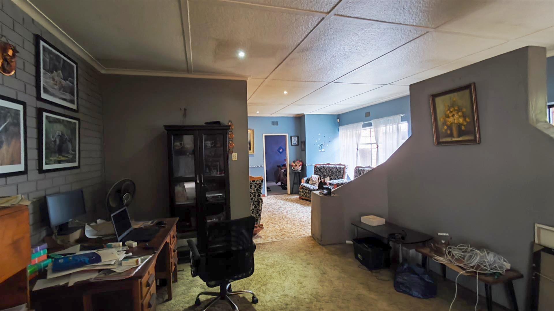 Spaces - 31 square meters of property in Rynfield