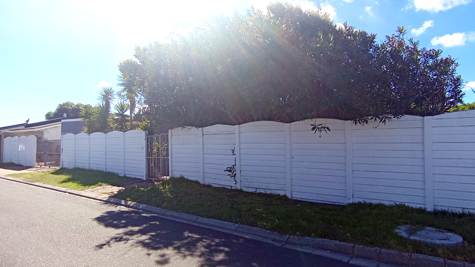 Front View of property in Ottery