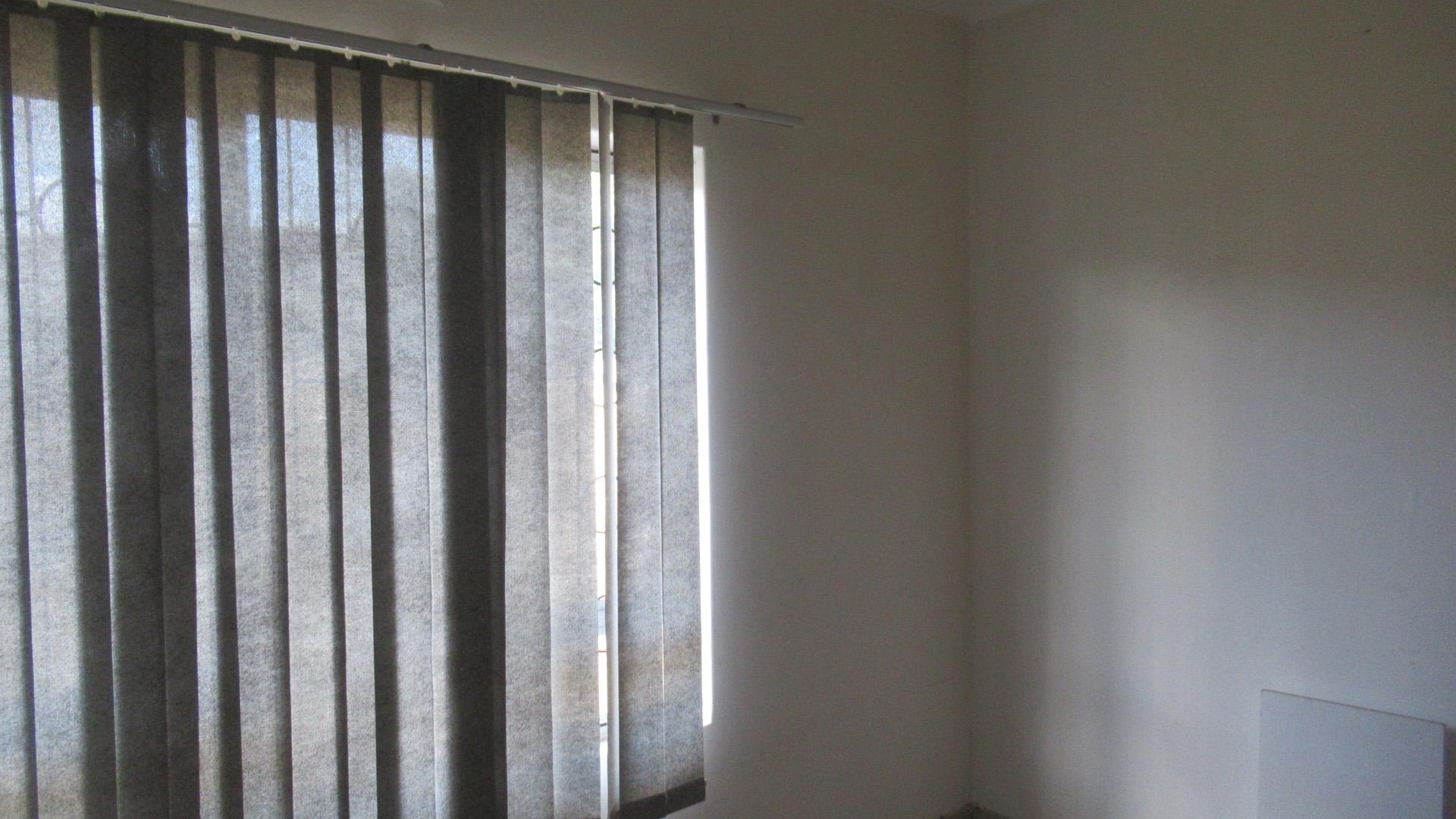 Bed Room 2 of property in Wild En Weide