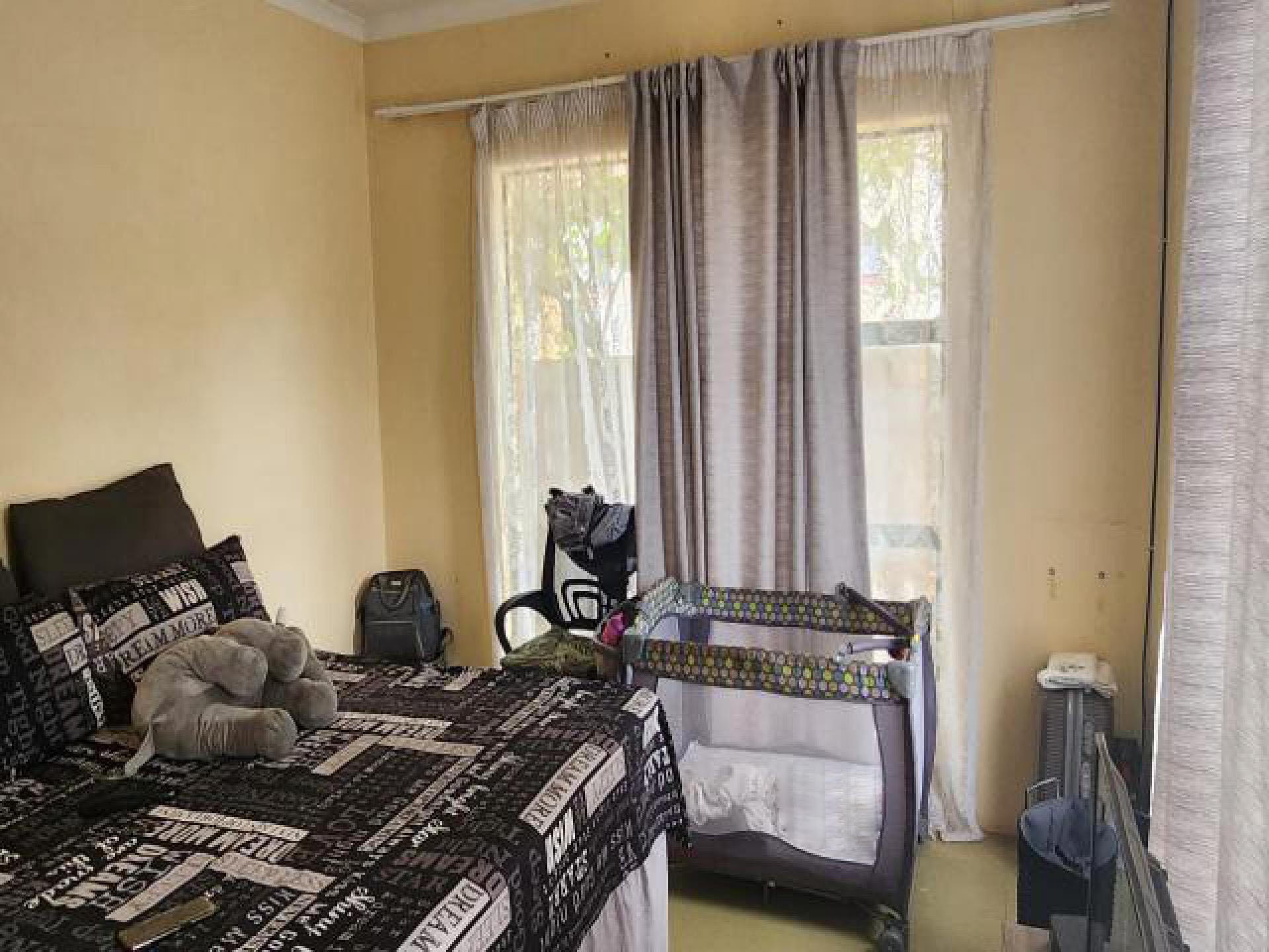 Bed Room 2 of property in Steelpoort