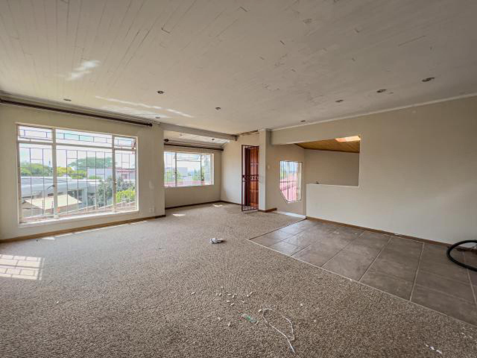 Lounges of property in Moreletapark
