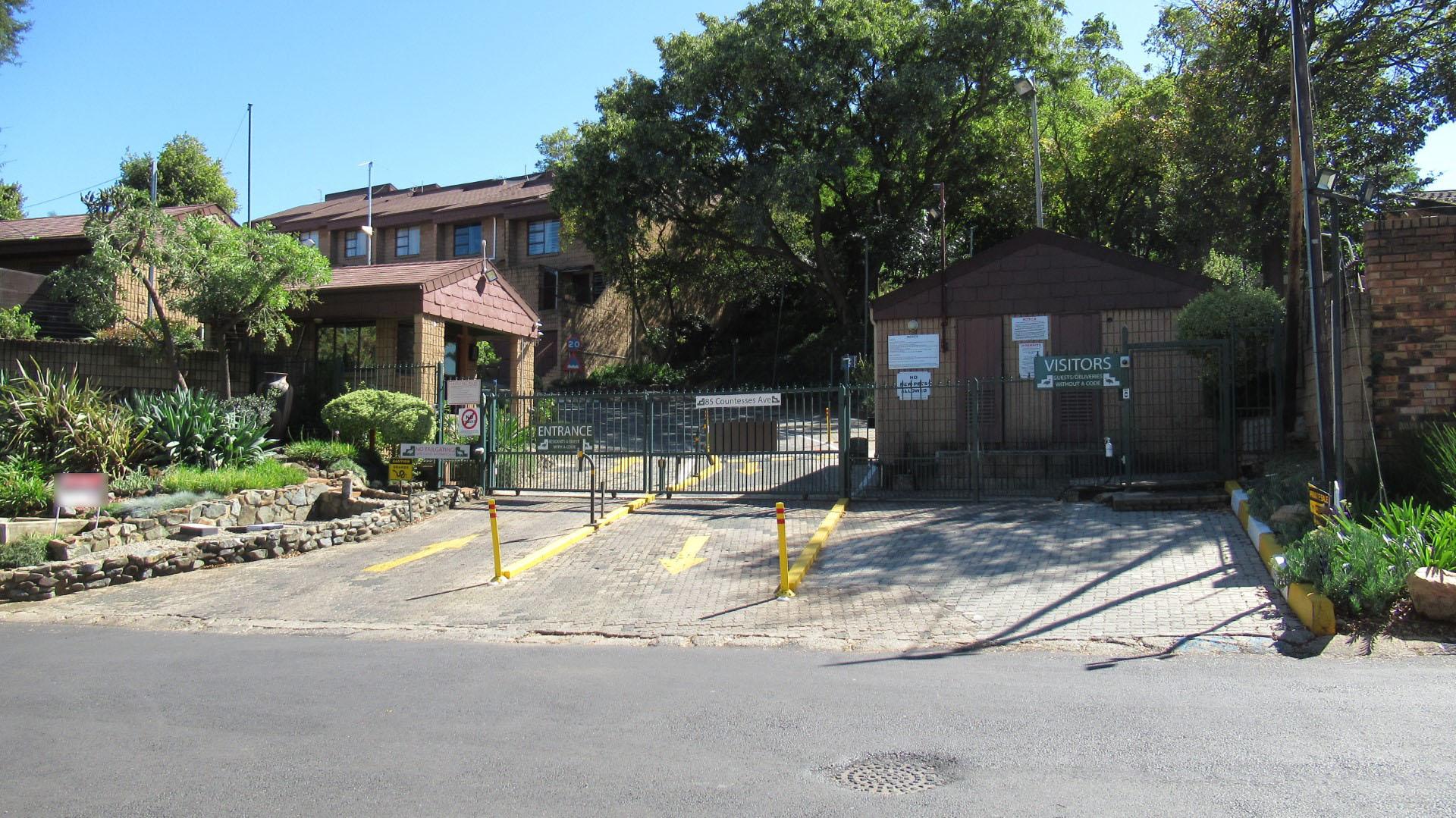 Front View of property in Windsor East