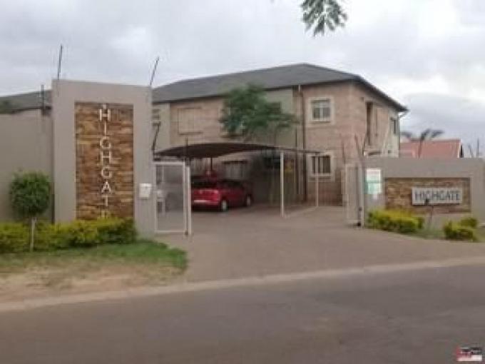 2 Bedroom Apartment for Sale For Sale in Emalahleni (Witbank)  - MR506944