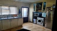 Kitchen - 16 square meters of property in Chancliff AH