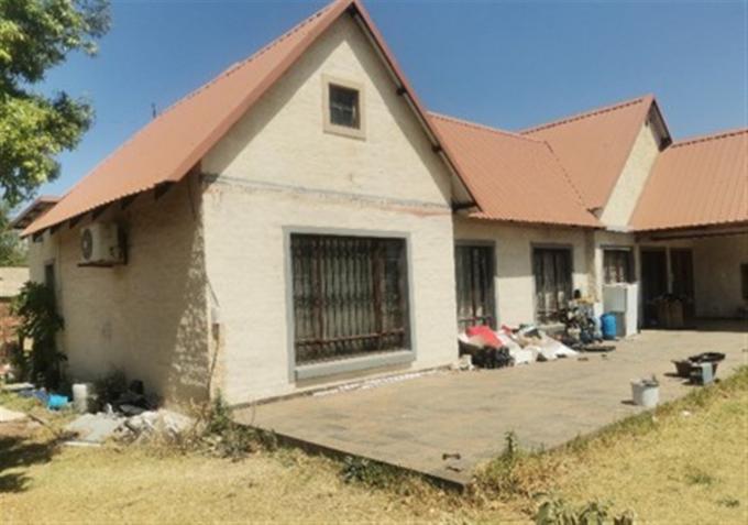Standard Bank SIE Sale In Execution 4 Bedroom Sectional Title for Sale in Grootfontein - MR507523