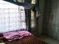 Bed Room 1 of property in Bloemfontein