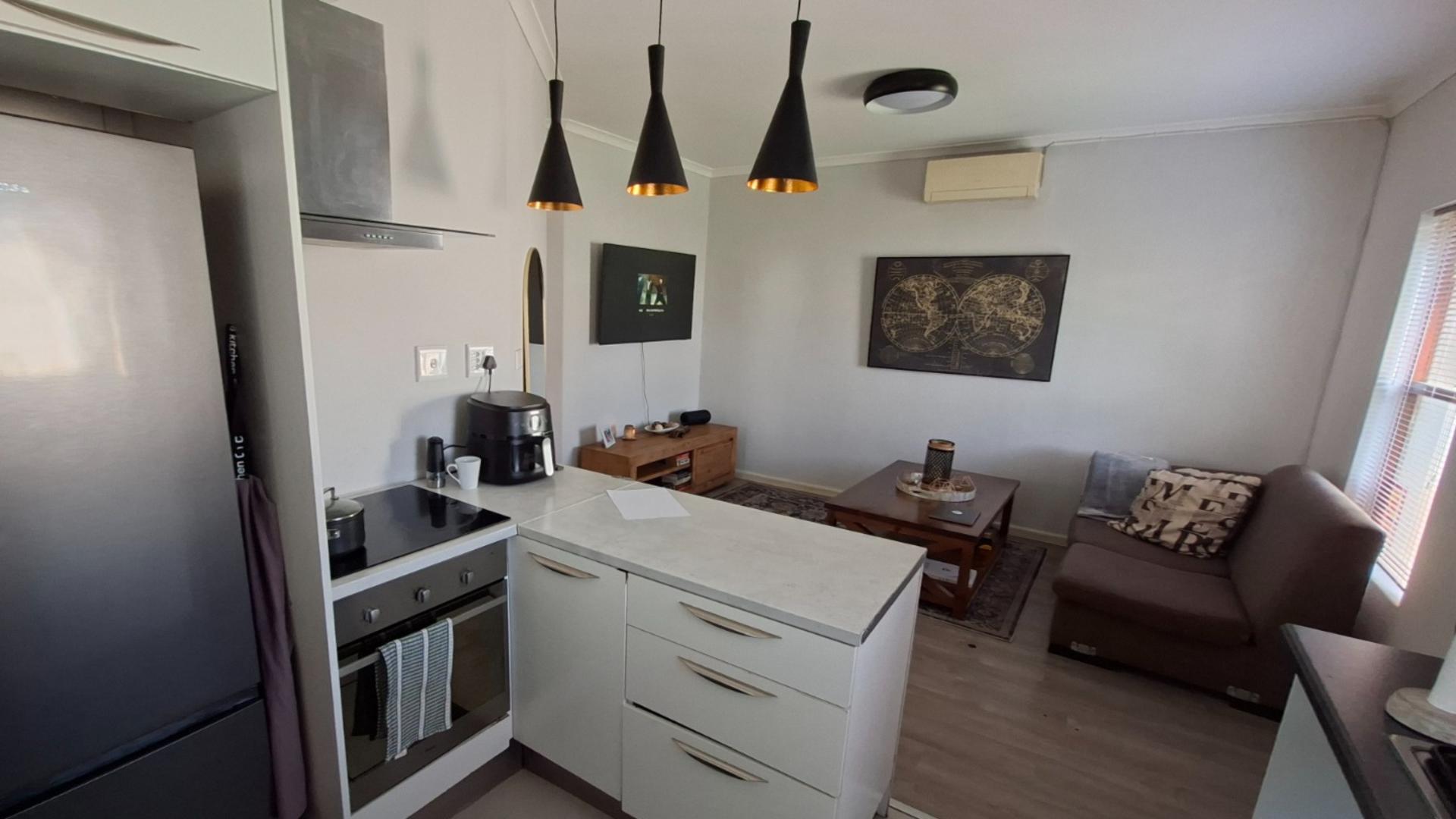 Kitchen of property in Victoria Park