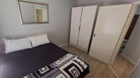 Bed Room 1 of property in Victoria Park