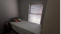Bed Room 2 of property in Victoria Park