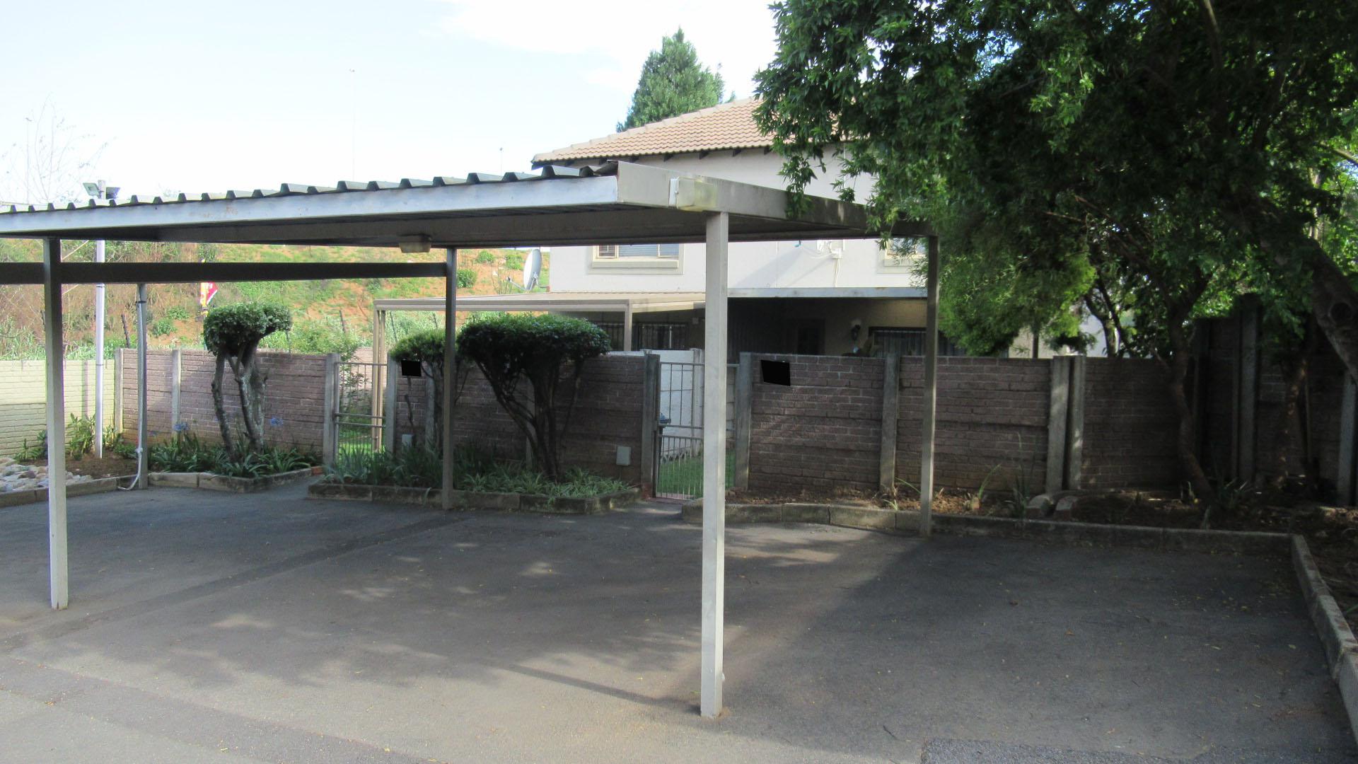 Front View of property in Sonneglans