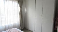 Main Bedroom - 13 square meters of property in Sonneglans