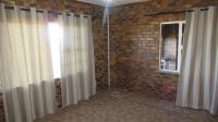 Bed Room 3 of property in Vaal Oewer
