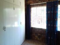 Rooms of property in Vaal Oewer