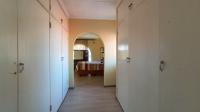 Main Bedroom - 34 square meters of property in Claremont