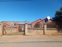 3 Bedroom 1 Bathroom House for Sale for sale in Lotus Gardens