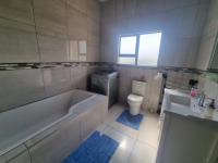 Bathroom 1 of property in Tlhabane West