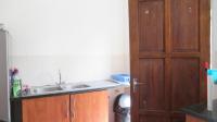 Kitchen - 9 square meters of property in Zandspruit