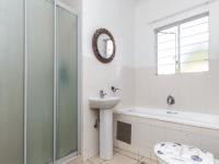 Bathroom 1 - 6 square meters of property in Zandspruit