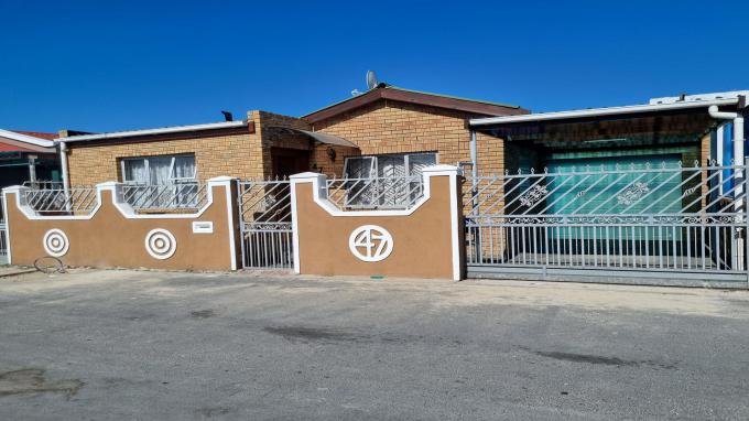 3 Bedroom House for Sale For Sale in Mitchells Plain - Private Sale - MR508401