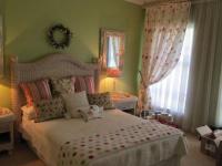 Bed Room 3 - 17 square meters of property in Silver Lakes Golf Estate