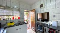 Kitchen - 12 square meters of property in Berton Park